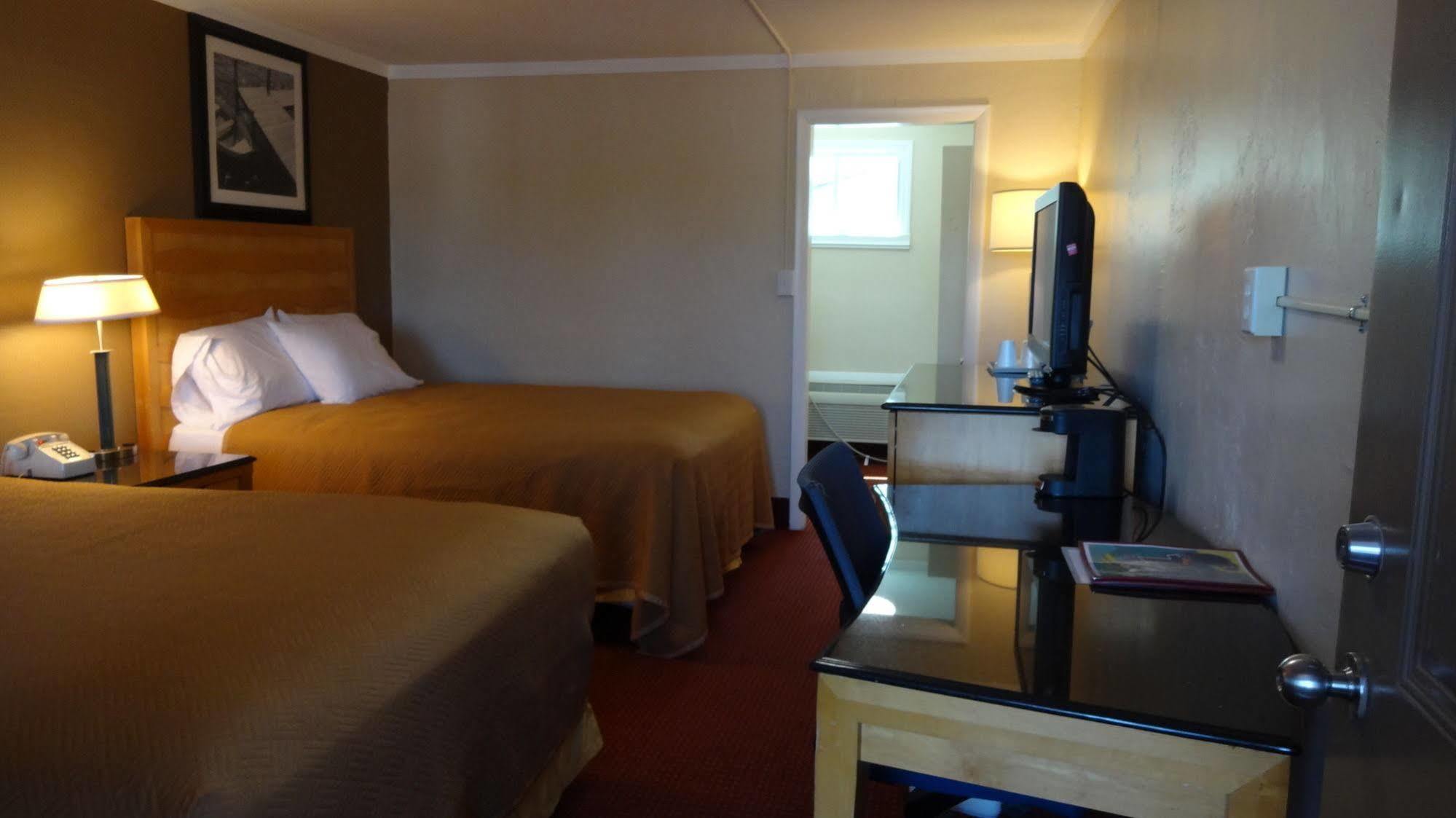 Eastern Inn Bourne Zewnętrze zdjęcie